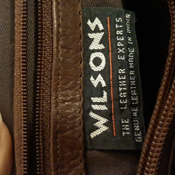 Wilson's Brown Pebble Leather Purse - Picture 7 of 8